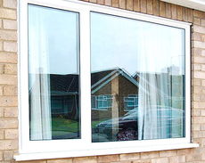 Окно в кухню REHAU с немецкой фурнитурой Roto от компании Good Master