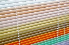 Жалюзи горизонтальные цветные алюминиевые от компании Good Master