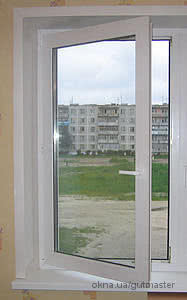 Вікно REHAU, фурнітура Roto, розмір 1200 * 800 від компанії Good Master