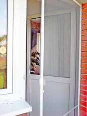 Сетка москитная дверная срок изготовления до 3 х дней от компании Good Master.