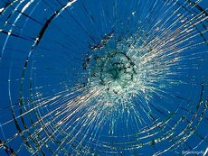 Жидкая противоосколочная пленка на окна. Защита от выпадения из окон. Пуленепробиваемая пленка.