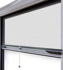 Ролетные москитные сетки.