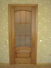 двері з масиву сосни, дуба вільхи, ясена