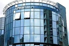 Остекление фасадов зданий.