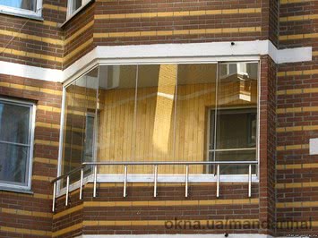 Красивые стеклянные балконы