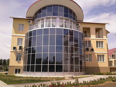 Алюминиевая стоечно-ригельная система