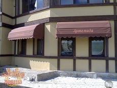 Маркизы (вертикальные маркизы, горизонтальные маркизы, локтевые маркизы, ковшовые маркизы, террасные маркизы), перголы, шатры, ставни, зонты, наружные тканевые роллеты.