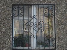 Решетки металлические и ставни