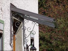 Козырьки из металла