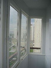 Остекление балконов под ключ