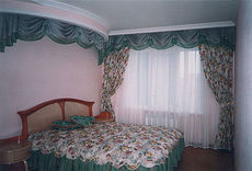 Лучше окон, чем у нас, не найдете. Ждем мы Вас! Окно ALMplast в спальной комнате!