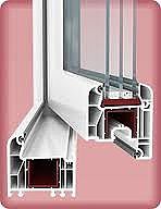 Двухстворчатое металлопластиковое окно в кабинет из профиля WDS 505 с фурнитурой МАСО с двухкамерным стеклопакетом 32 мм. Размеры окна: ширина 1,15 м, высота 1,35 м.