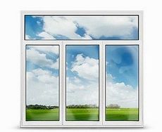 Пластиковое окно от Salamander трехстворчатое поворотно-откидное комнатное по оптовой цене