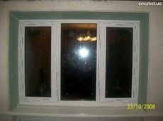 Окно Aluplast комнатное с утепленным двухкамерным стеклопакетом, размер окна 1,5 х 0,9 м