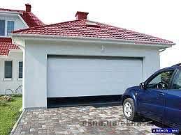 Секционные ворота