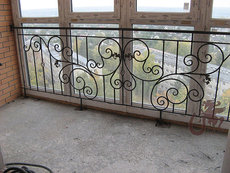 Ограждение с элементами ковки