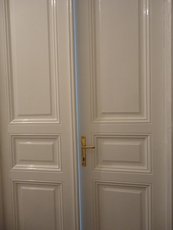 Фарбування, лакування дверей та тонування.