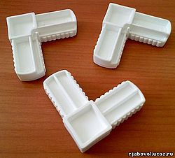 Уголок дверной 17х25 мм