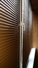 Жалюзи горизонтальные.