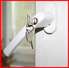 Установка ручки с защитой от детей