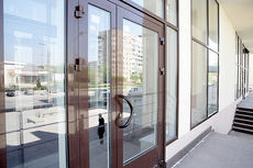Aluminum doors in Zaporizhia