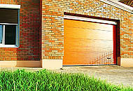 Гаражные секционные ворота 2500 на 2000 мм.