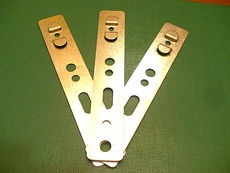 Анкерные пластины из оцинкованной стали для установки металлопластиковых окон из профилей KBE, WDS и др.