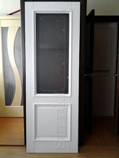 Снежно белые двери