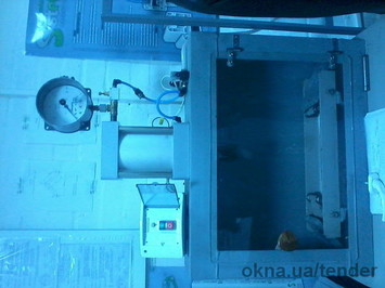 Окна глухие для частного дома с двухкамерным стеклопакетом, размер 730/ 1000 мм, с подоконником 400 мм, отливом 200 мм.