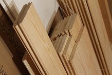 Внутренняя обшивка балкона деревянной вагонкой в Киеве