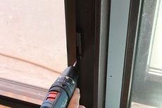 Установка москітних сіток на балкон Київ