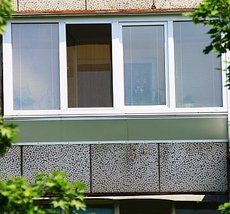 Вынос балкона по подоконнику на Позняках