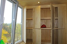 Готовый шкаф на балкон