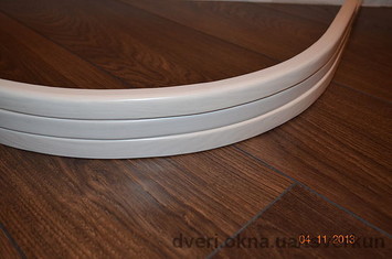 Радиусный плинтус