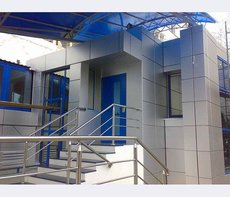 Перила и поручни алюминиевые.