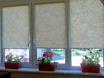 Сучасний та зручний спосіб декорації вікон, з відмінними сонцезахичними властивостями. Поєднують у собі практичність та домашній затишок.