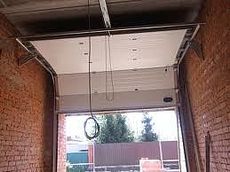 секционные гаражные ворота