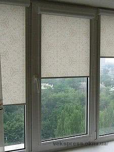 Трехчастное окно компании WDS, фурнитура от Vorne, размер - 0,8 Х 1,3м - по оптовой цене
