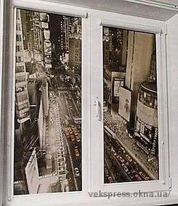 Окно Internova в гостиную с утепленным однокамерным стеклопакетом и фурнитурой МАСО