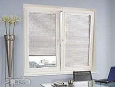 Окно профильной системы Алюпласт c энергосберегающим двухкамерным стеклопакетом, фурнитура производства Ворне - недорого