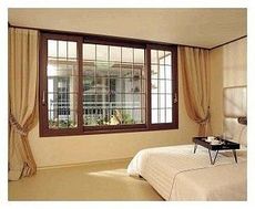 Окно Алмпласт трехчастное в коттедж c энергосберегающим однокамерным стеклопакетом ПВХ по заманчивой цене