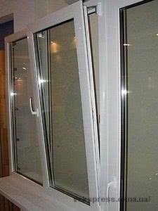 Вікно профільної системи WDS поворотний преміум-розряду з ламінуванням на кухню, фурнітура від Vorne