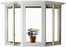 ПВХ окно Salamander трехстворчатое поворотное на дачу