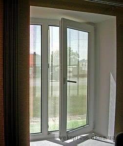Окно WDS одностворчатое поворотное с наружной ламинацией комнатное в средней ценовой категории, размер окна - 0, 9 х 1, 5 м