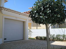 Секционные ворота