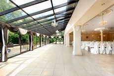 Пристройка к ресторану