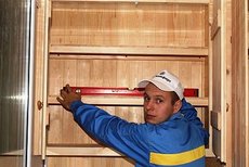 Шкаф на балкон из дерева