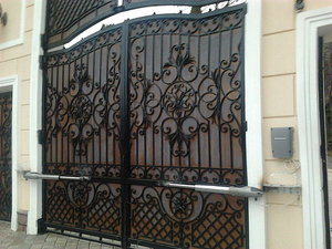 Ворота распашные &mdash; Brama