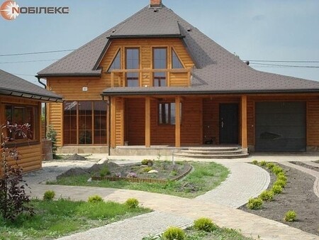 Приватний будинок