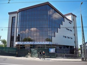 Торгово-офисный центр, Тернополь, С. Бандеры — Торгово-офисный центр, Тернополь, С. Бандеры —